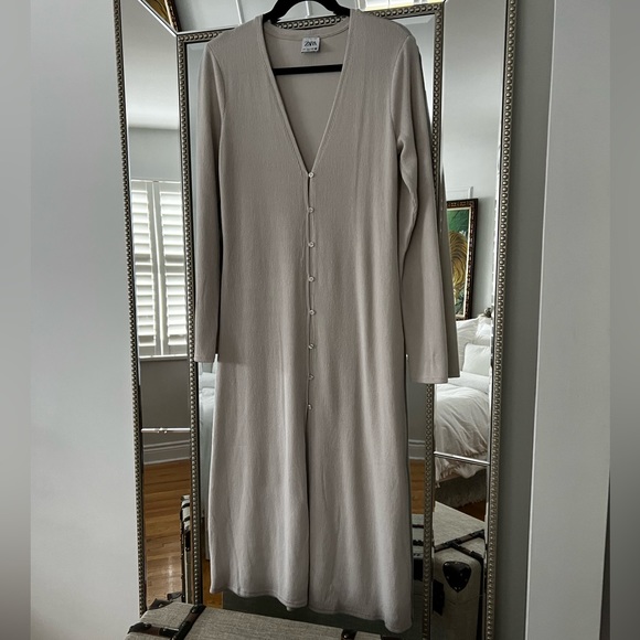 Zara Cardigan Dress - Picture 2 of 2